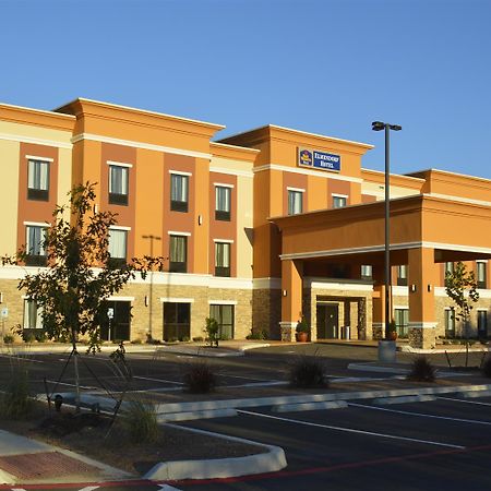 Best Western Plus Elmendorf Hotel Exterior foto