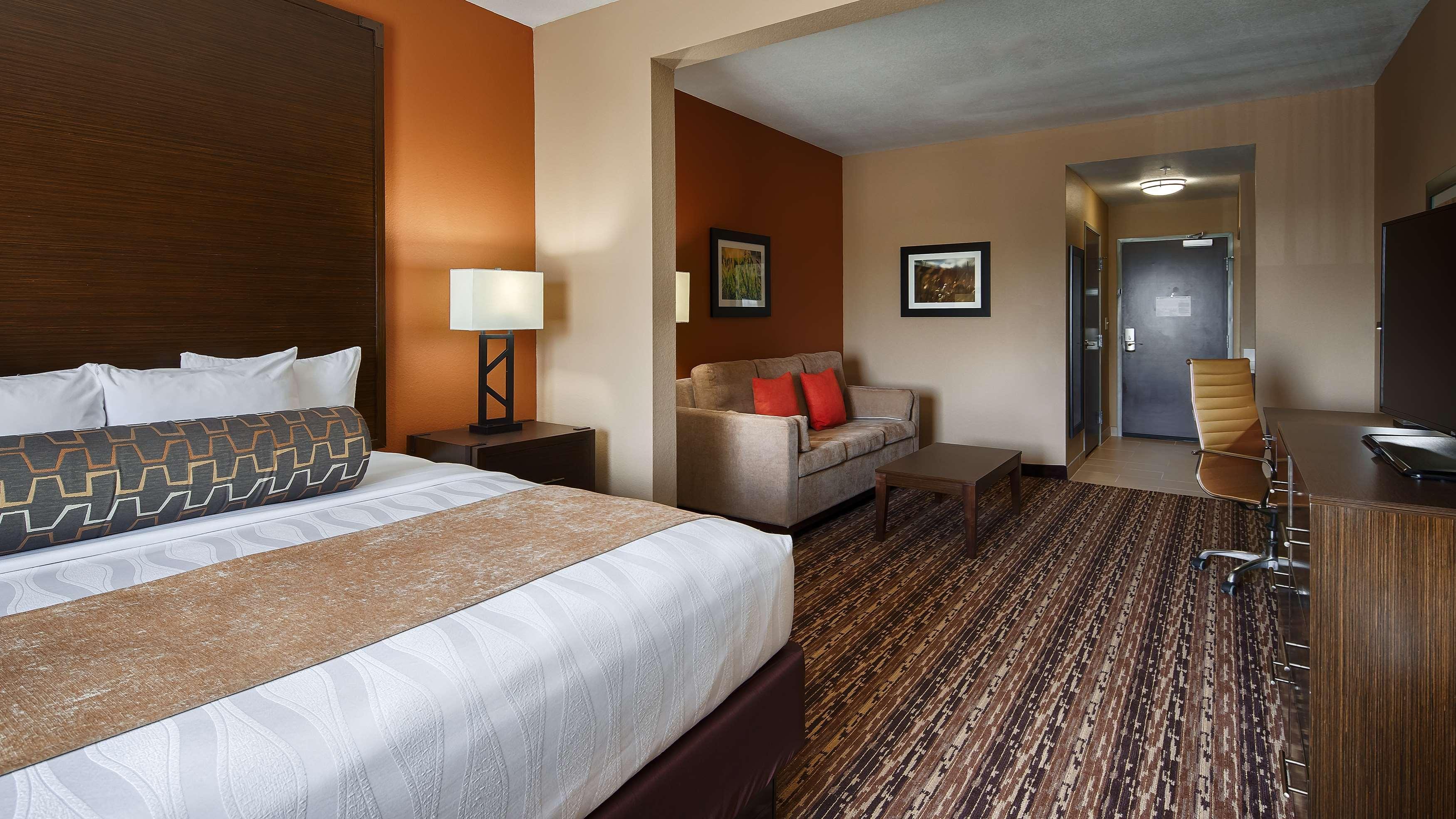 Best Western Plus Elmendorf Hotel Exterior foto